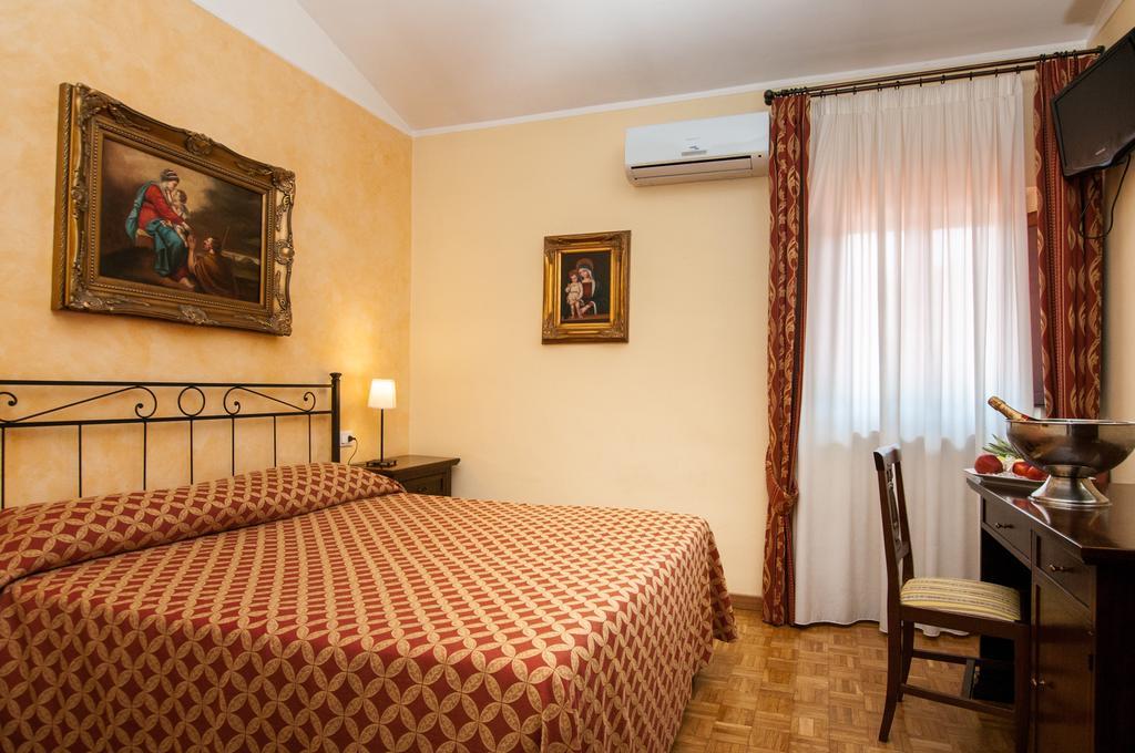 La Vecchia Fattoria Hotel Loreto Exterior foto